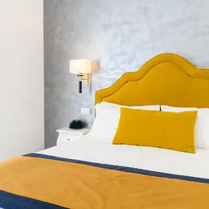 Bed & Breakfast Luxury House